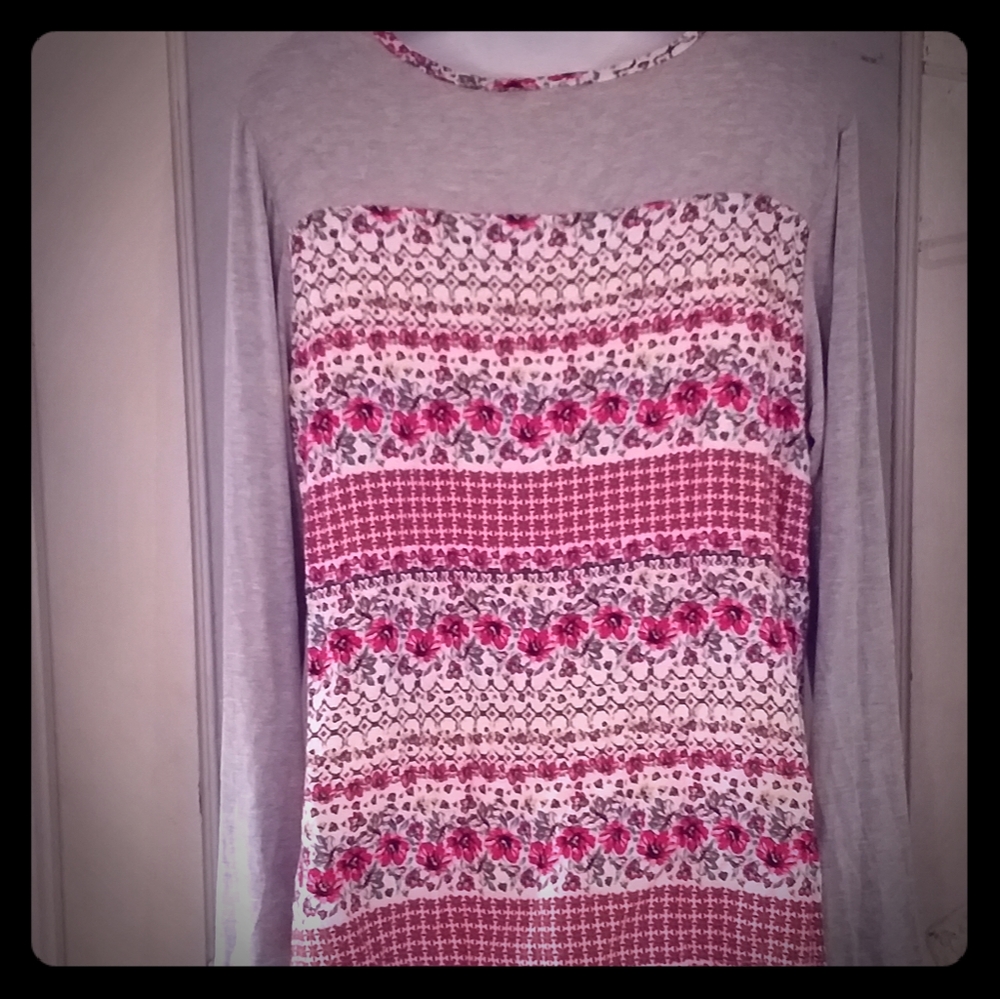 2/$10Bellino, gray & floral  L/S tee, sz XL